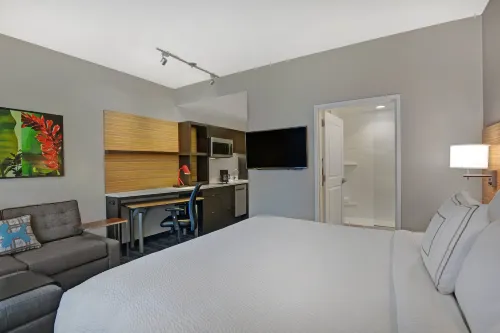 薩拉索塔布雷登頓西TownePlace Suites飯店