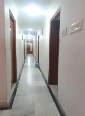 Goroomgo Lotus India Khajuraho Отели рядом с достопримечательностью «Кандарья-Махадева»