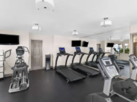 温德姆戴斯酒店及套房-邁措沃鳳凰城附近 梅薩酒店