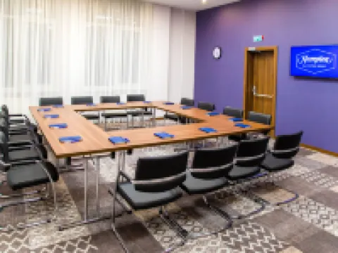 佈列斯特希爾頓歡朋酒店 佈列斯特酒店