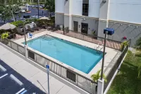 Hampton Inn & Suites Fort Myers-Estero/FGCU - piscina