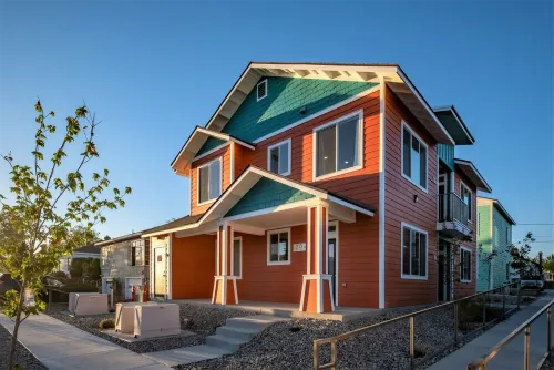 Brand New 1 Bedroom 리노 호텔