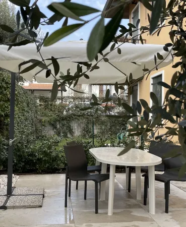 VALPOLICELLA APARTMENTS: OLIVE TREE RESIDENCE