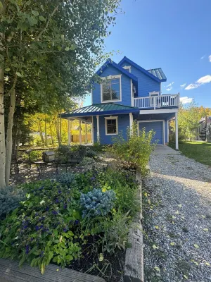 Gorgeous 3 Bed/3 Bath in Town of Crested Butte-Sleeps 10 Hotels near Pooh's Corner