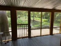 Charming cabin on Lower Grand River — Bayou Pigeon, Louisiana