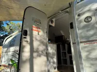 Woodland Airstream - Less than 10 Minutes From Downtown!