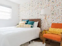 Retro Retreat: 1br home w/ WFH desk, livingroom, fire pit and no chores! Hotels in Ulster