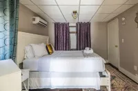 Tranquility Suite with Porch! Pet- Friendly! - Wifi