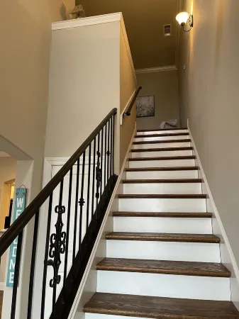 3 bdr & 3.5 baths condo off S. Lamar and minutes from The Square and Ole Miss!