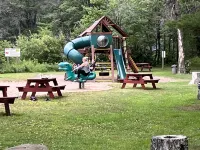 3 Bedroom Cottage with Lake Views