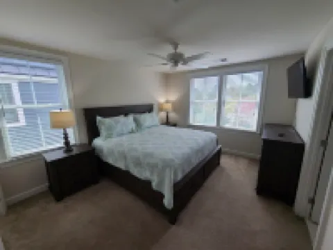 Live the Bayside!  Golf, Pools, and the Beach!  호텔