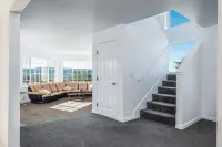 Wow Panoramic Views of Entire Monterey Bay! King Beds, Large Kitchen