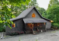 Sunsets in the Smokies. Secluded but not remote. 10 minutes north of Franklin.