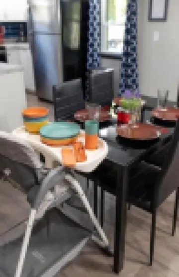 "Cozy Cottage" Denver: Near Lake Norman, Beatties Ford Park, Sleeps 7 + Fire Pit