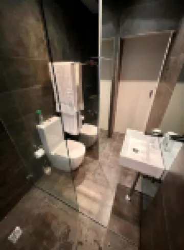 Bondi Beach w backyard and garden