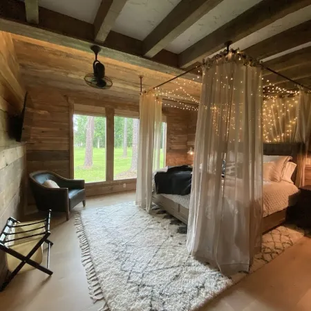 The Tobacco Barn Home - Secluded Lake View Home on over 500 acre estate