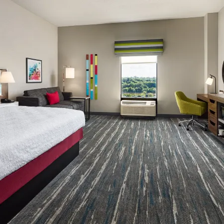 Hampton Inn Massillon