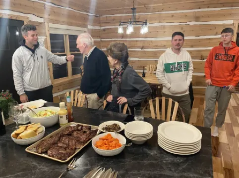 Larsen Lodge Downtown Village Egg Harbor, Sauna, New, Rustic and Elegant.