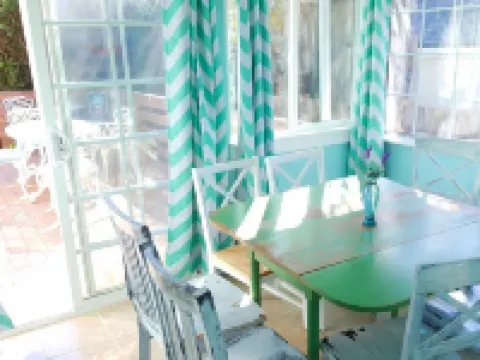 5 Minute Walk to Beach! 4 Br 2 Bath Gorgeous Private Classic California Bungalow Hotels in Grover Beach