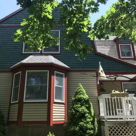 Tall Pines & Lake View. Perfect Location Ctr of Mdi! Close Trails.  Local Owners