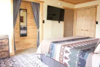 Mountains-Lakes-Parks-Winery-Privacy-SerenityPick me for Your Labor Day Stay!
