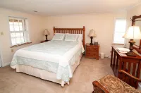 The Old Campbell Farm - a charming slice of 1884 history with a modern twist