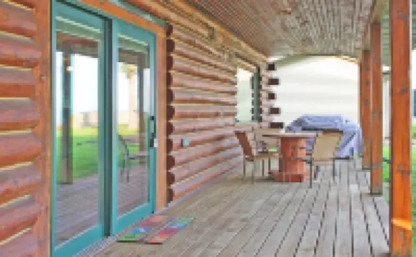 Cabin Oasis on Lake Winnebago "Minutes from EAA"