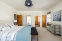 Spacious & Cozy House Big Sky Meadows w/ Hot Tub!  Perfect for Family Getaway