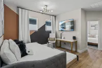 Modern Marina Lake Home with Amazing Views Hotels in Sparks