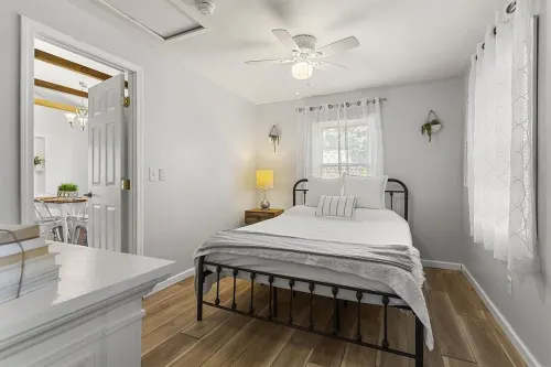 Close to Beach! Pool, Hot Tub, Firepit in Patio area & Deck.