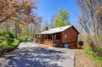 Cozy Cabin in Warm Springs near FDR State Park and Callaway Gardens