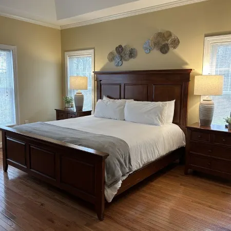 4 Bedroom Townhome in Rock Barn Golf & Spa Отели в г. Клайнс