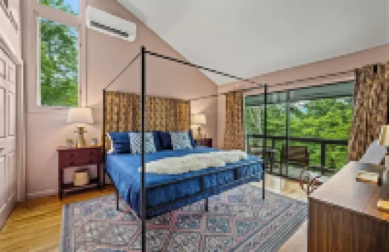 Luxe Mountain Home: Hot Tub, Sauna, Firepit, Games