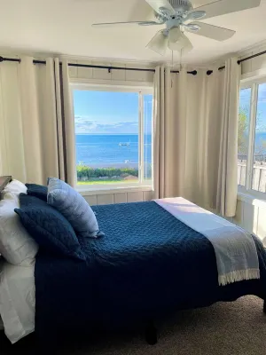 Caseville - Private Beach Front Home Hotels near Sleeper State Park