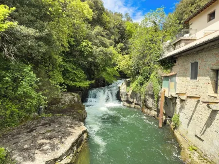 Exclusive Resort W/ Pool & Waterfall - A11