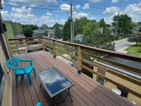 Spacious 3BR 3BA above Brewery, Pizza Shop & Arcade 5 mins to DT Indy
