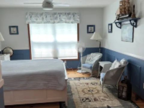 See the best of Michigan's Upper Peninsula in this Family Ready Lake-side Cabin Hotels in Luce County