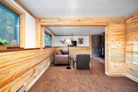 Cozy mountain escape in Empire