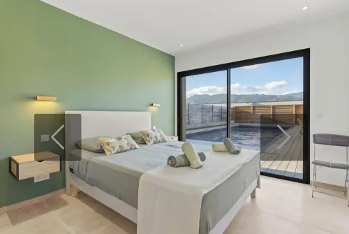 Villa 14 Personnes, Piscine Chauffee 13x4 , Proche DES Plages Hotels in Lecci