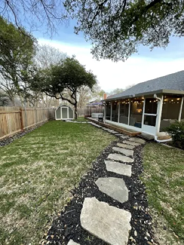 Cozy and cheerful three bedroom home with hot tub.