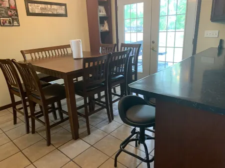 Twin Lakes: Tetonka and Sakatah Dock, Kayaks, Lakeside Firepit.