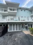 KEY LARGO Lake View Townhome