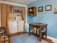 The Shabby Chic Studio - Cute 1-Bedroom Close to UNC! 查塔姆縣酒店