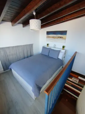 Lodging with spa. Sea/mountain views.15 minutes from Socorro beach.
