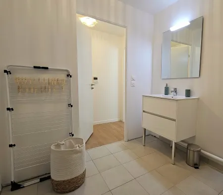 Confort et Proximité : Studio Équipé 230m Plage Отели в г. Фор-Маон-Пляж