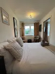Great location 2 bedroom apartment 윌레스덴 정션 주변 호텔