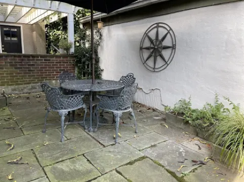 All-stop.  Rental Midships.