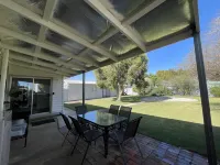 Central Murtoa Home with Lake view, family friendly.