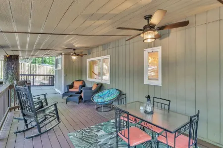 Vintage 4BR Retreat with Game Room & Fire Pit