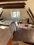 Modern top floor apartment 5 min to Markkleeberger See Hotel dekat Parkplatz Kanupark